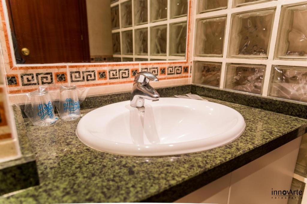 Chinasol Suites Almuñécar エクステリア 写真